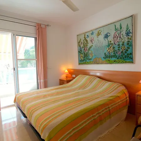 Brises Del Mar 3-3 *